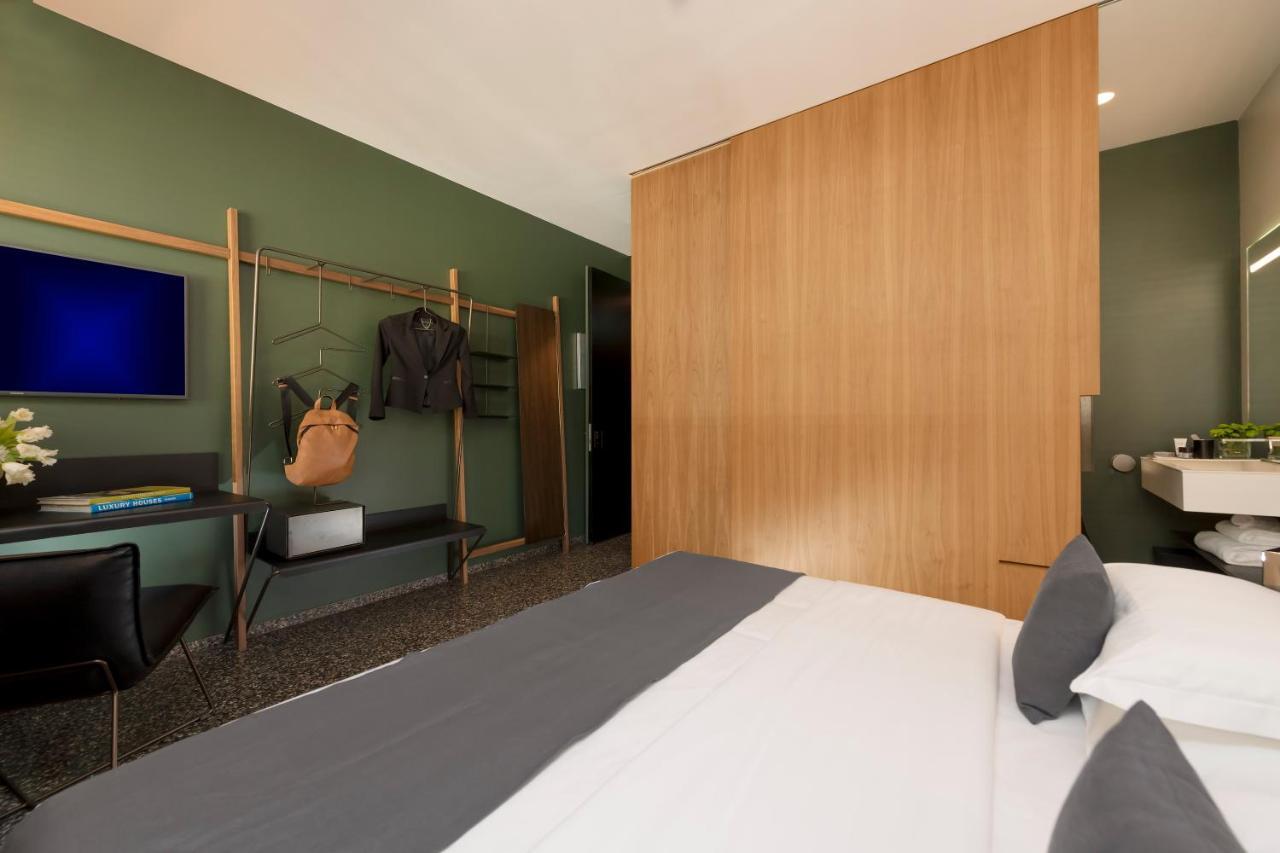 Hotel Royal Bissolati Рим Экстерьер фото